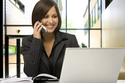 femme au téléphone